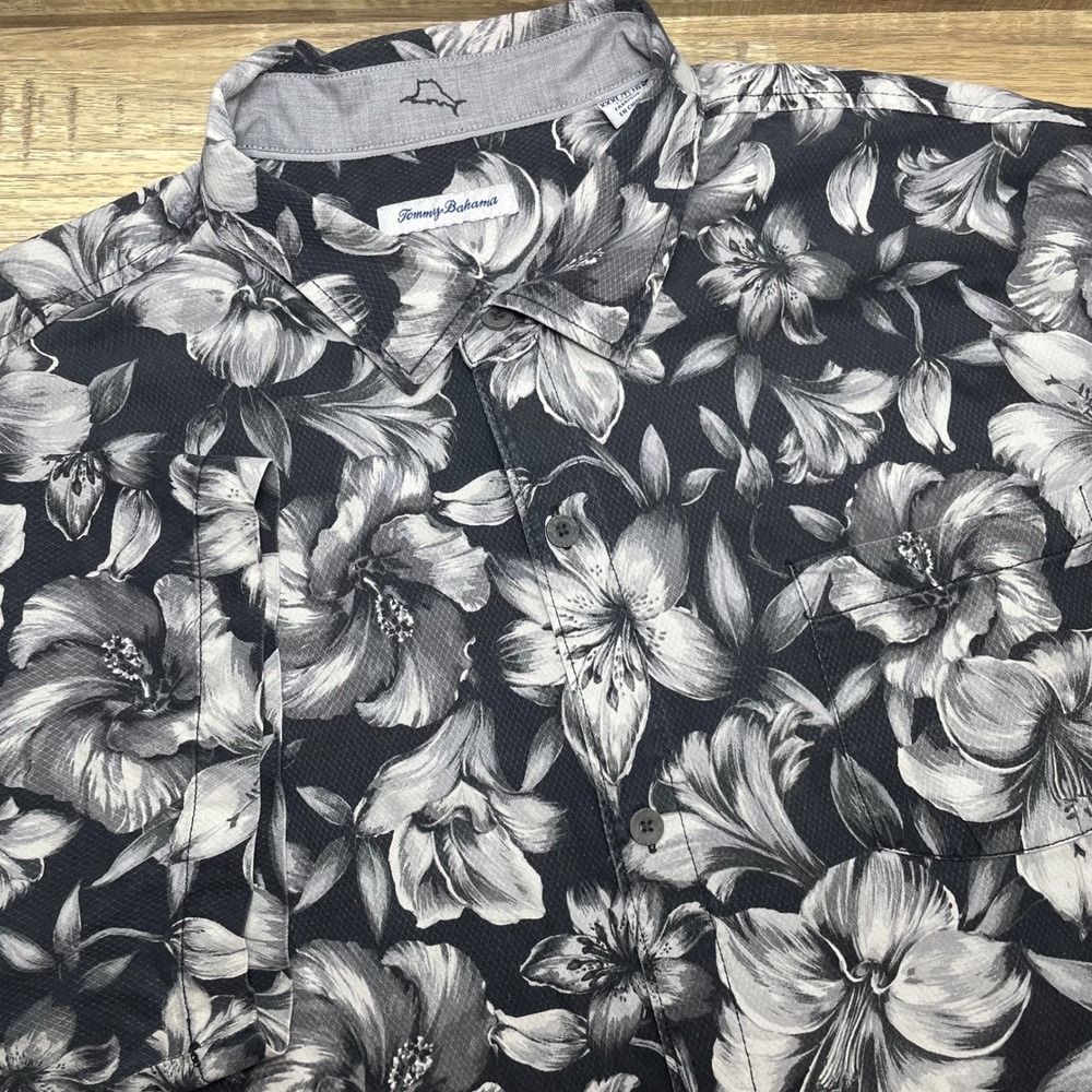 Tommy Bahama Mens 100% Silk Black White Floral Hibiscus Aloha Shirt 3XL Resort